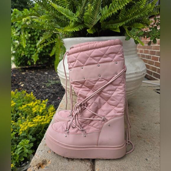 Pale Pink Cold Weather Moon Boot Womens Sz 8 Man Made Material Quilted - Picture 1 of 8